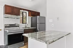 6522 Runnymead Ln, Tobyhanna, PA 18466 - Photo 10