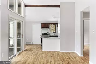 6522 Runnymead Ln, Tobyhanna, PA 18466 - Photo 10