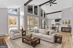 6522 Runnymead Ln, Tobyhanna, PA 18466 - Photo 8