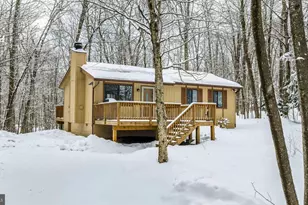 391 Berry Ln, Pocono Lake, PA 18347 - Photo 42