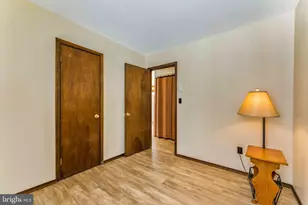 391 Berry Ln, Pocono Lake, PA 18347 - Photo 24