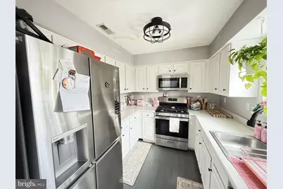 60E Lower Ridge View Circle, East Stroudsburg, PA 18302 - Photo 2