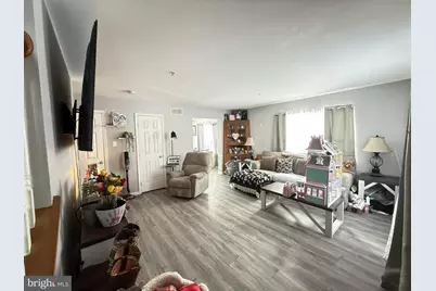 60E Lower Ridge View Circle, East Stroudsburg, PA 18302 - Photo 4