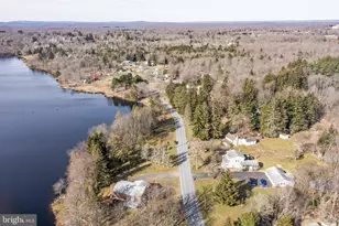 2101 Lakeside Dr, Tobyhanna, PA 18466 - Photo 4