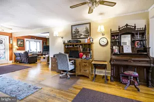 2101 Lakeside Dr, Tobyhanna, PA 18466 - Photo 18