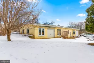 2115 W Main St, Stroudsburg, PA 18360 - Photo 4