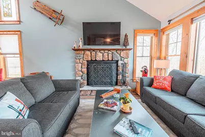 208 Sycamore Court, Tannersville, PA 18372 - Photo 8