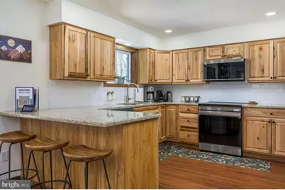 2206 Chatham Court, Middle Smithfield, PA 18324 - Photo 6