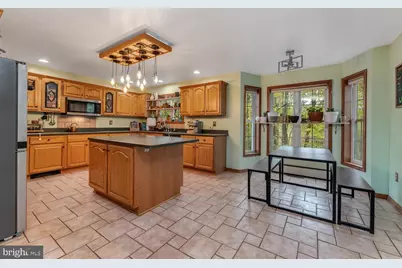 1187 Manzanedo Road, East Stroudsburg, PA 18302 - Photo 6