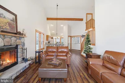 207 Sycamore Court, Tannersville, PA 18372 - Photo 4