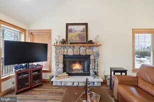 207 Sycamore Ct, Tannersville, PA 18372 - Photo 6