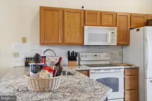 207 Sycamore Ct, Tannersville, PA 18372 - Photo 16