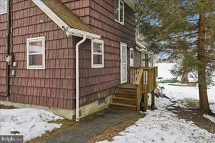 7698 Lake Shore Dr, Pocono Lake, PA 18347 - Photo 6