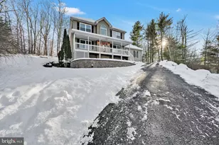 316 Reagan Dr, East Stroudsburg, PA 18301 - Photo 4