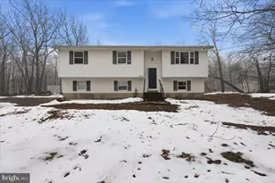 2320 Elmhurst Rd, East Stroudsburg, PA 18302 - Photo 2