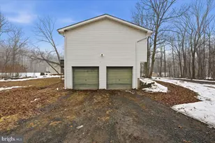 2320 Elmhurst Rd, East Stroudsburg, PA 18302 - Photo 52