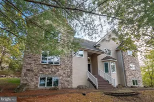 205 Osprey Way, East Stroudsburg, PA 18302 - Photo 2