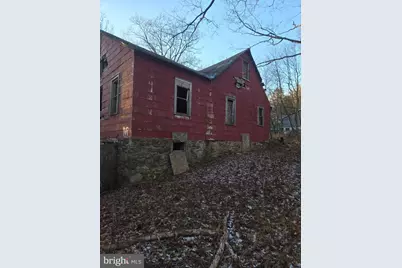15 Spruce Street, Mount Pocono, PA 18344 - Photo 1