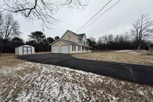 2005 Palisades Dr, Blakeslee, PA 18610 - Photo 4