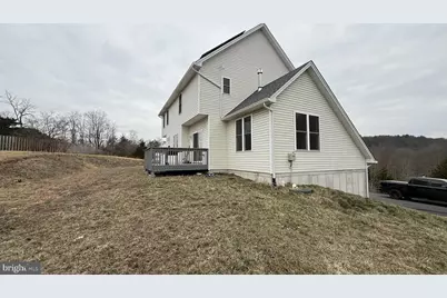 584 Westlake Drive, East Stroudsburg, PA 18302 - Photo 2