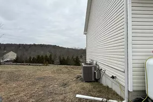 584 Westlake Dr, East Stroudsburg, PA 18302 - Photo 28