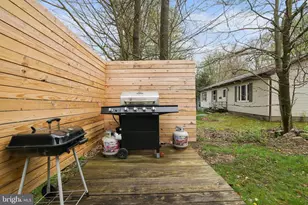 7106 Robinwood Dr, Tobyhanna, PA 18466 - Photo 36