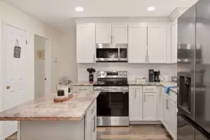 9246 Westwood Dr, Tobyhanna, PA 18466 - Photo 2