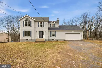 2026 Candlewood Lane, Blakeslee, PA 18610 - Photo 2