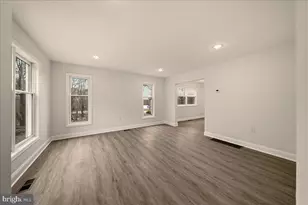 2026 Candlewood Ln, Blakeslee, PA 18610 - Photo 8