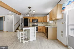 199 Magic Mountain Rd, Henryville, PA 18332 - Photo 20