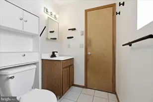 199 Magic Mountain Rd, Henryville, PA 18332 - Photo 58