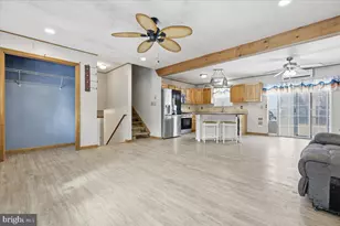 199 Magic Mountain Rd, Henryville, PA 18332 - Photo 16