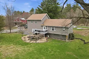 1544 County Park Rd, Gilbert, PA 18331 - Photo 4