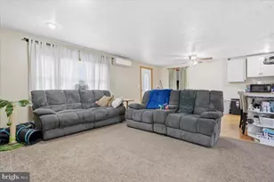 1544 County Park Rd, Gilbert, PA 18331 - Photo 12