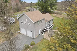 1544 County Park Rd, Gilbert, PA 18331 - Photo 6