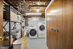 102 Valley Stream Rd, Stroudsburg, PA 18360 - Photo 40