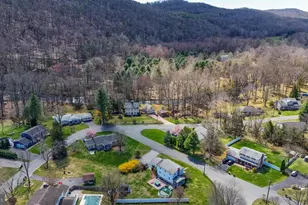 102 Valley Stream Rd, Stroudsburg, PA 18360 - Photo 12