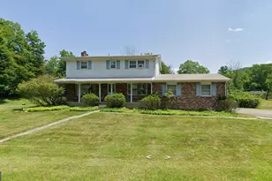 102 Valley Stream Rd, Stroudsburg, PA 18360 - Photo 1