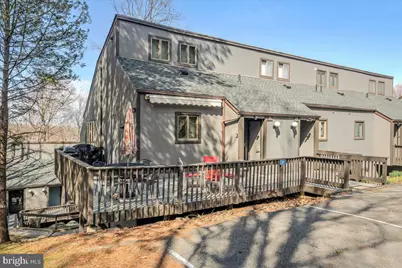 31 Middle Village Way, Tannersville, PA 18372 - Photo 1