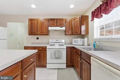 706 Franklin Court, East Stroudsburg, PA 18302 - Photo 32