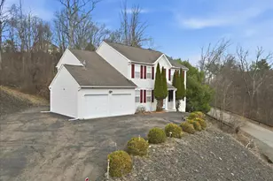 706 Franklin Ct, East Stroudsburg, PA 18302 - Photo 6