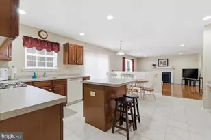 706 Franklin Ct, East Stroudsburg, PA 18302 - Photo 28