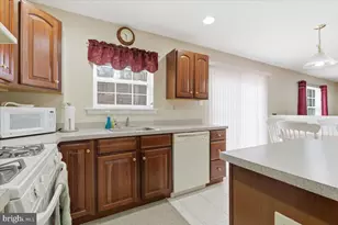 706 Franklin Ct, East Stroudsburg, PA 18302 - Photo 34