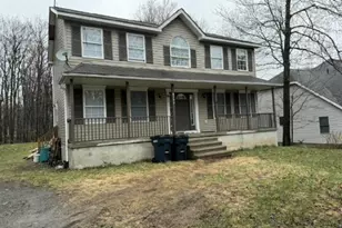 1626 Cotswold Rd, Tobyhanna, PA 18466 - Photo 2