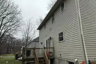 1626 Cotswold Rd, Tobyhanna, PA 18466 - Photo 4