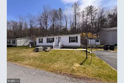 1215 Blue Mountain Circle, Saylorsburg, PA 18353 - Photo 2