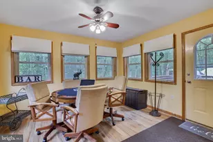 7118 Winnebago Dr, Pocono Lake, PA 18347 - Photo 16