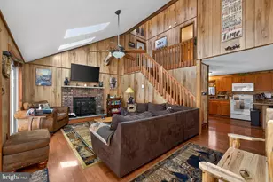 2038 Beaver Run Rd, Pocono Lake, PA 18347 - Photo 18