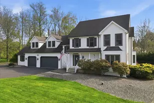 5556 Bridle Rd, Stroudsburg, PA 18360 - Photo 4