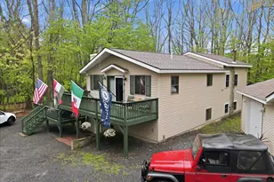 149 McMichaels Ct, Stroudsburg, PA 18360 - Photo 6
